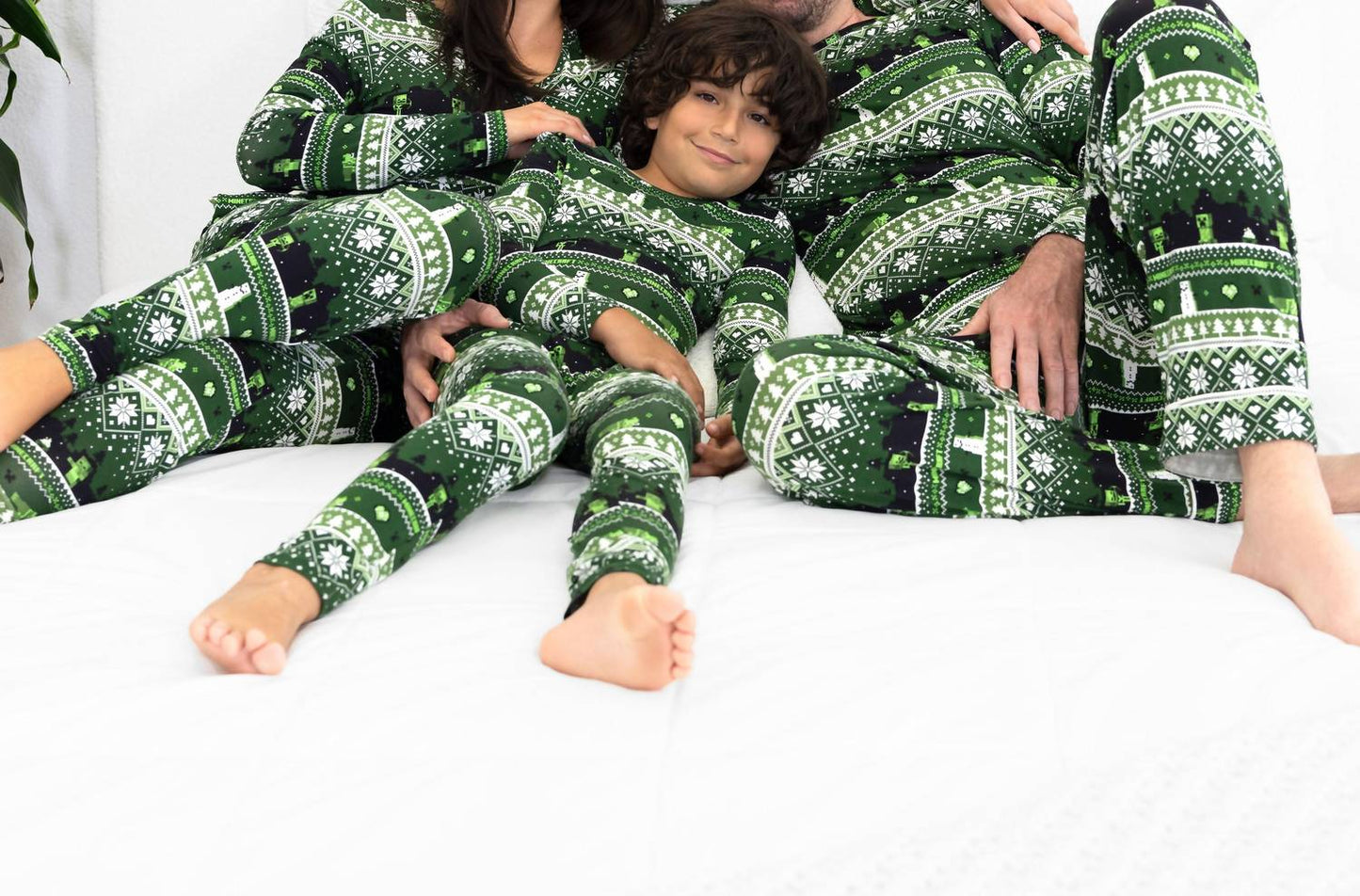 Women's Minecraft Creeper Holiday Bamboo Pajama Set