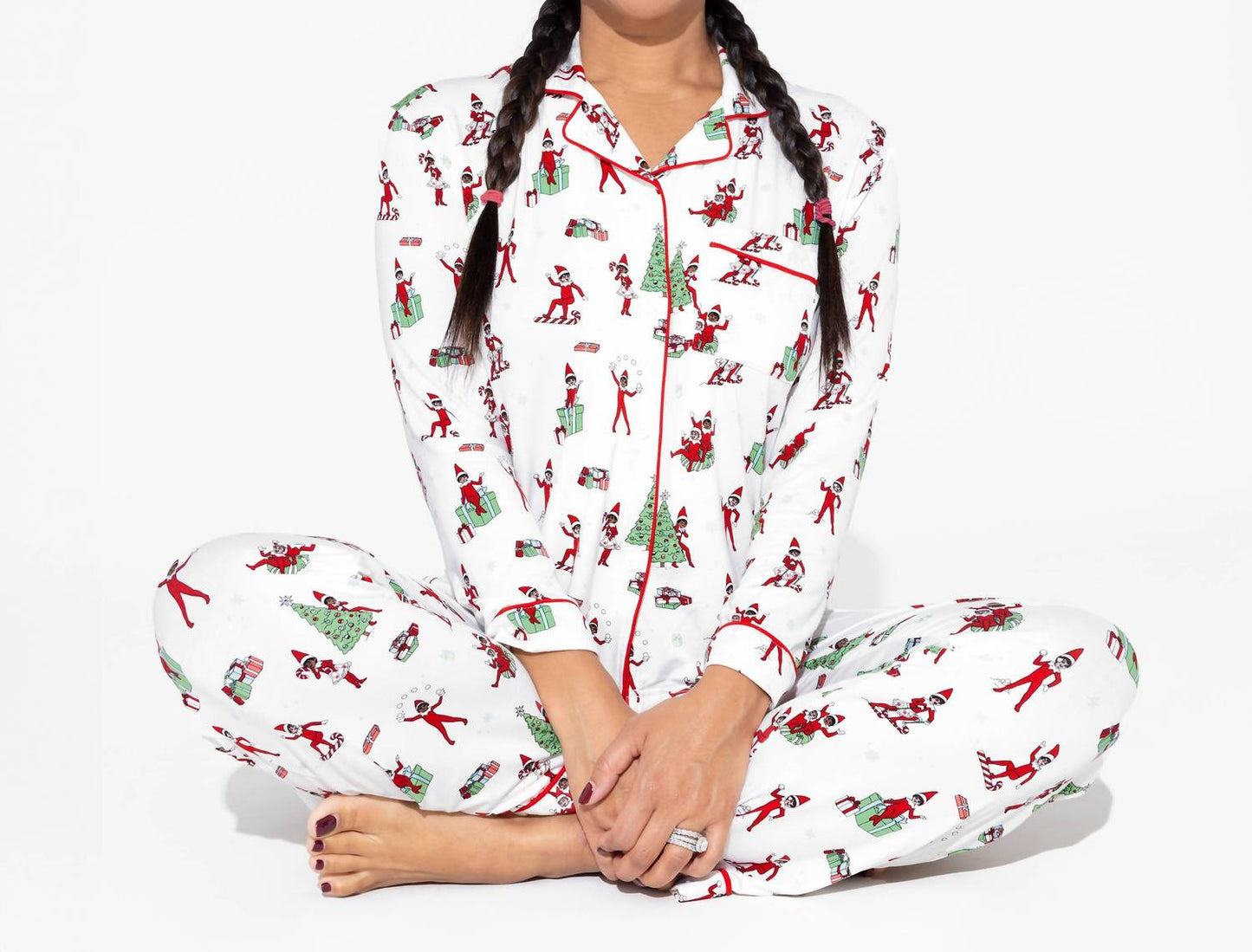 Women's The Elf On The Shelf Bamboo Pajama Set