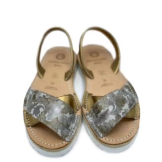 Woemn's Crossed Platform Sandals Narrow Outlet