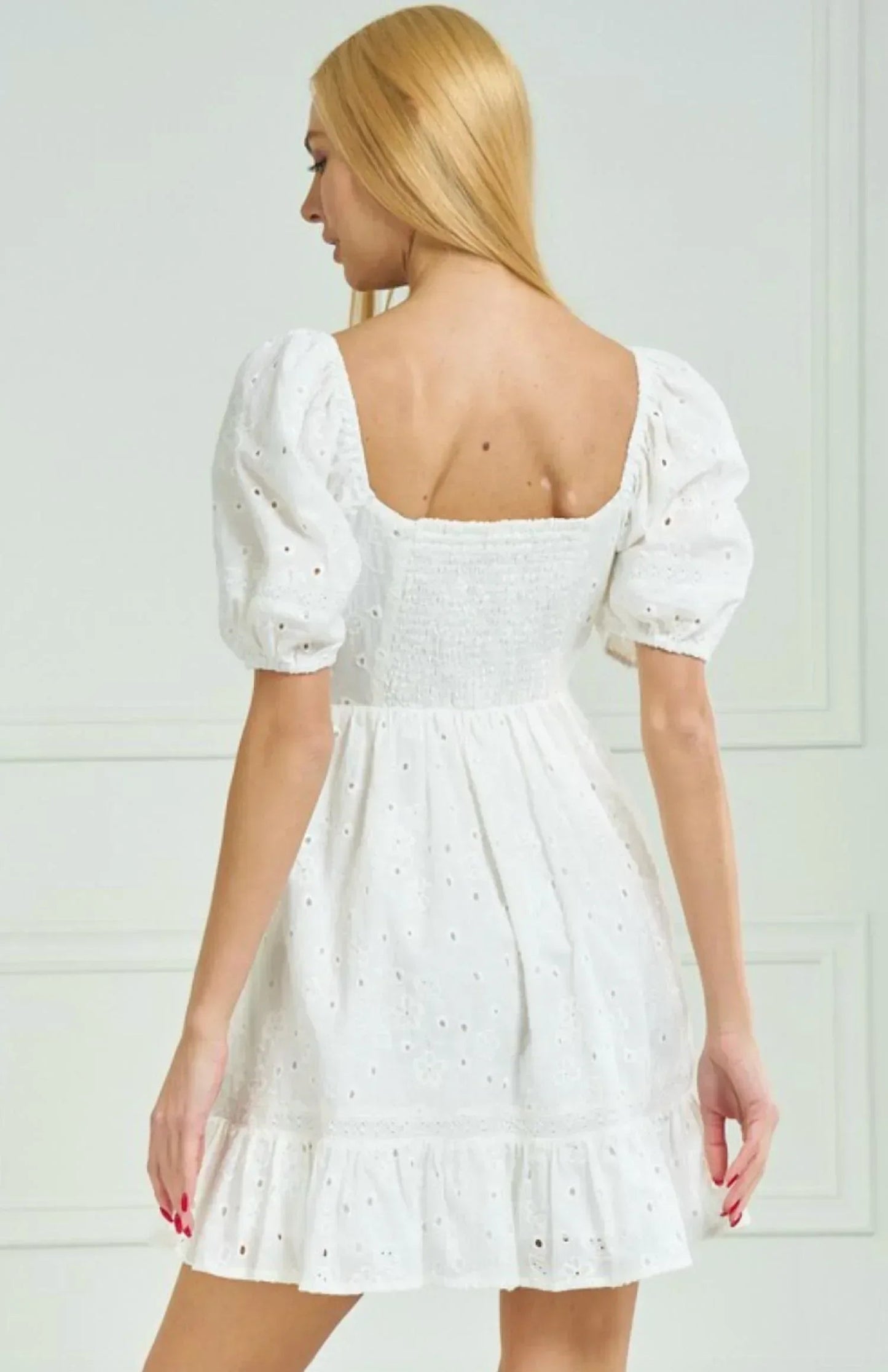 Minikleid mit Empire-Taille