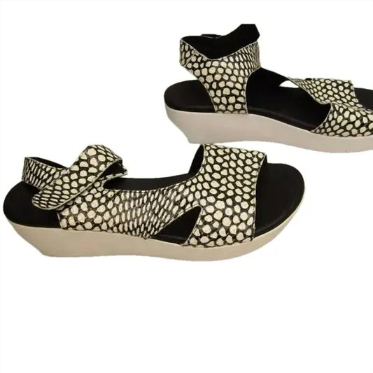 Women's Soqeto Wedge Ankle Strap Sandals