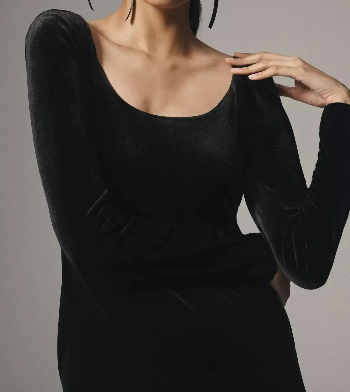 Bella Scoop Neck Velvet Maxi Dress