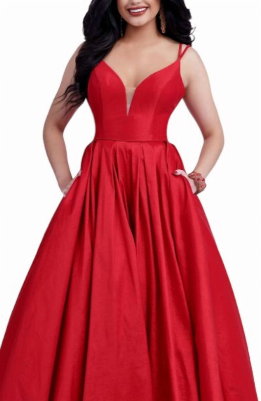 Taft-Ballkleid