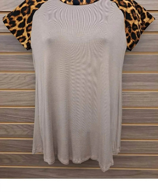 Women's Leopard Sleeve Solid Bodice Tee