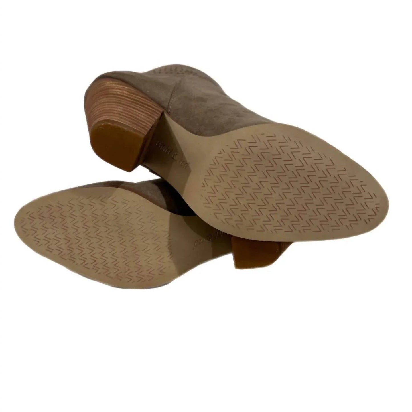Damen-Stiefelette mit lasergeschnittenem Schaft im Boho-Chic-Stil und Absatz