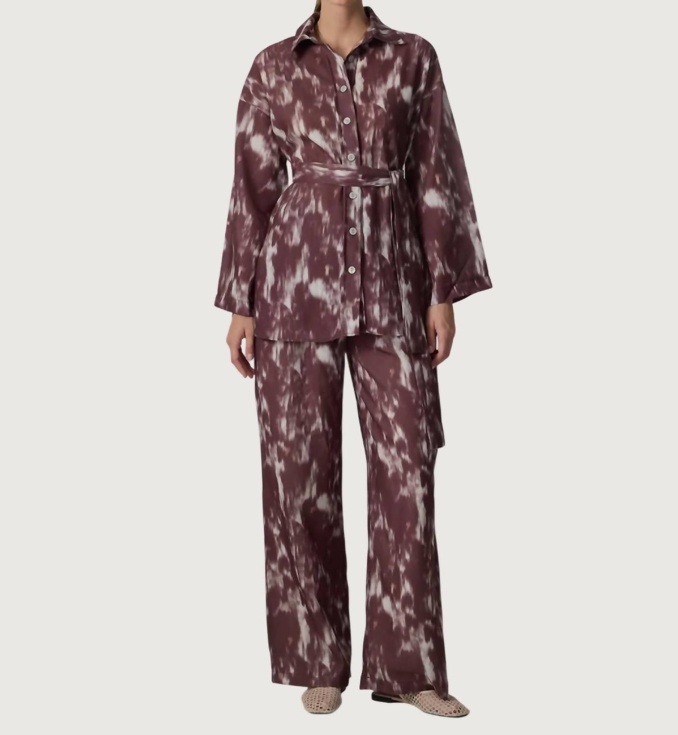 Gemustertes Hemd-Hosen-Set