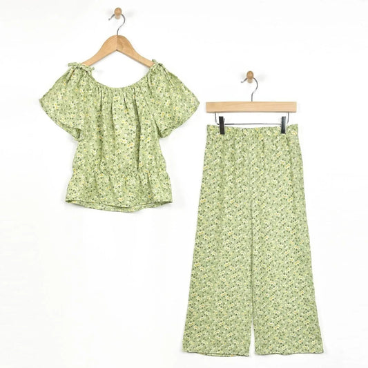 Mädchen-Hosen-Set mit Blumenmuster und Rüschenärmeln