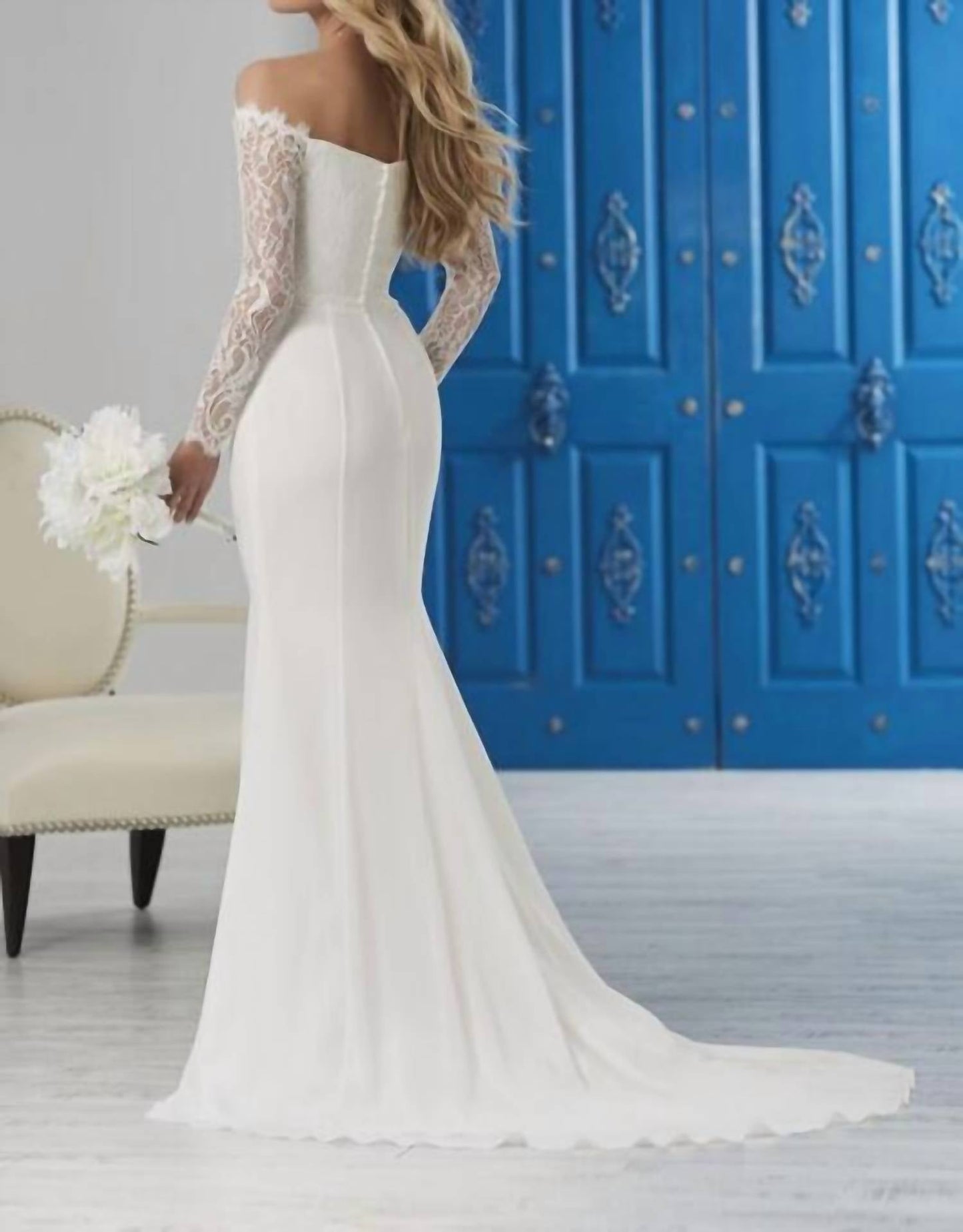 Schulterfreies Hochzeitskleid