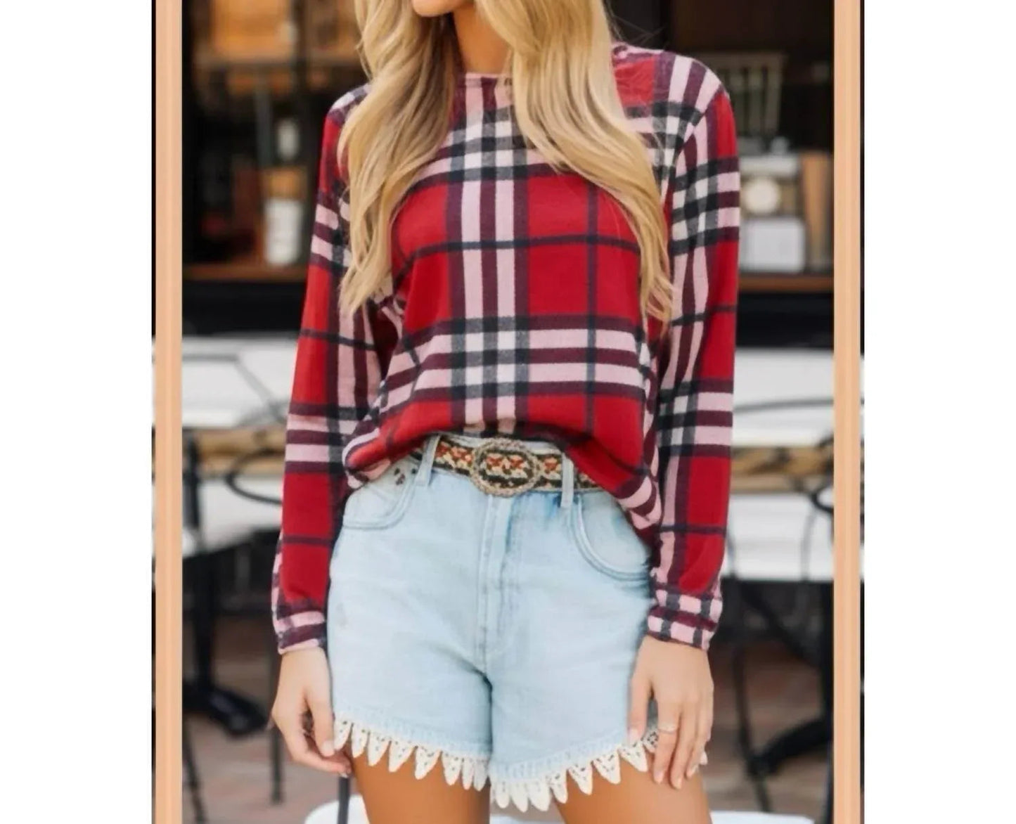 Karierte leichte Strickjacke