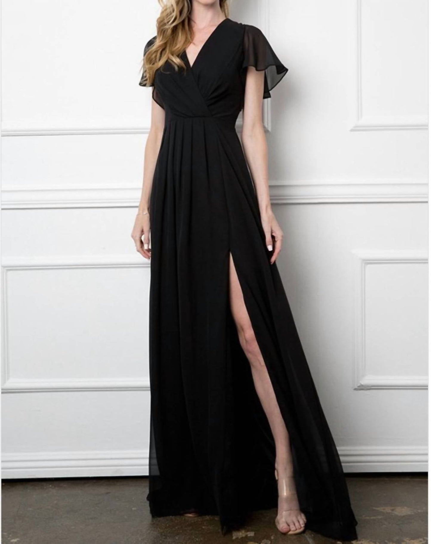 Maxikleid mit V-Ausschnitt