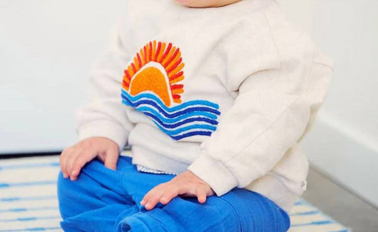 Besticktes Sonnenuntergangs-Sweatshirt