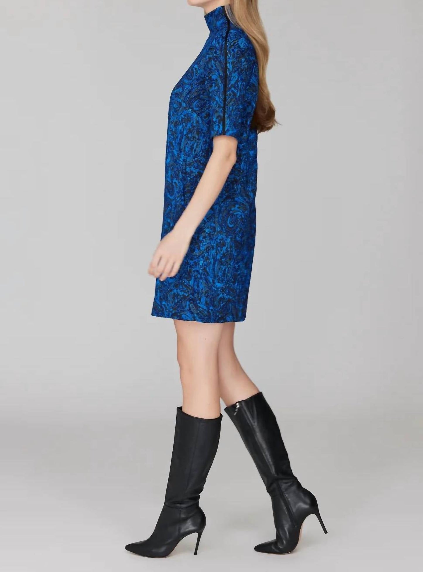 Paisley-Stretch-Jacquard-Rollkragen-Etuikleid
