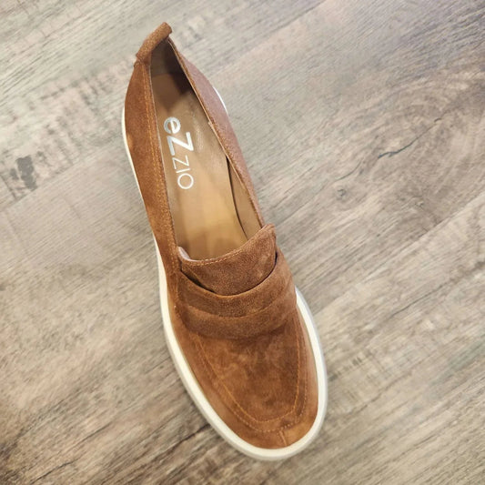 Women's Suede Heeled Loafer