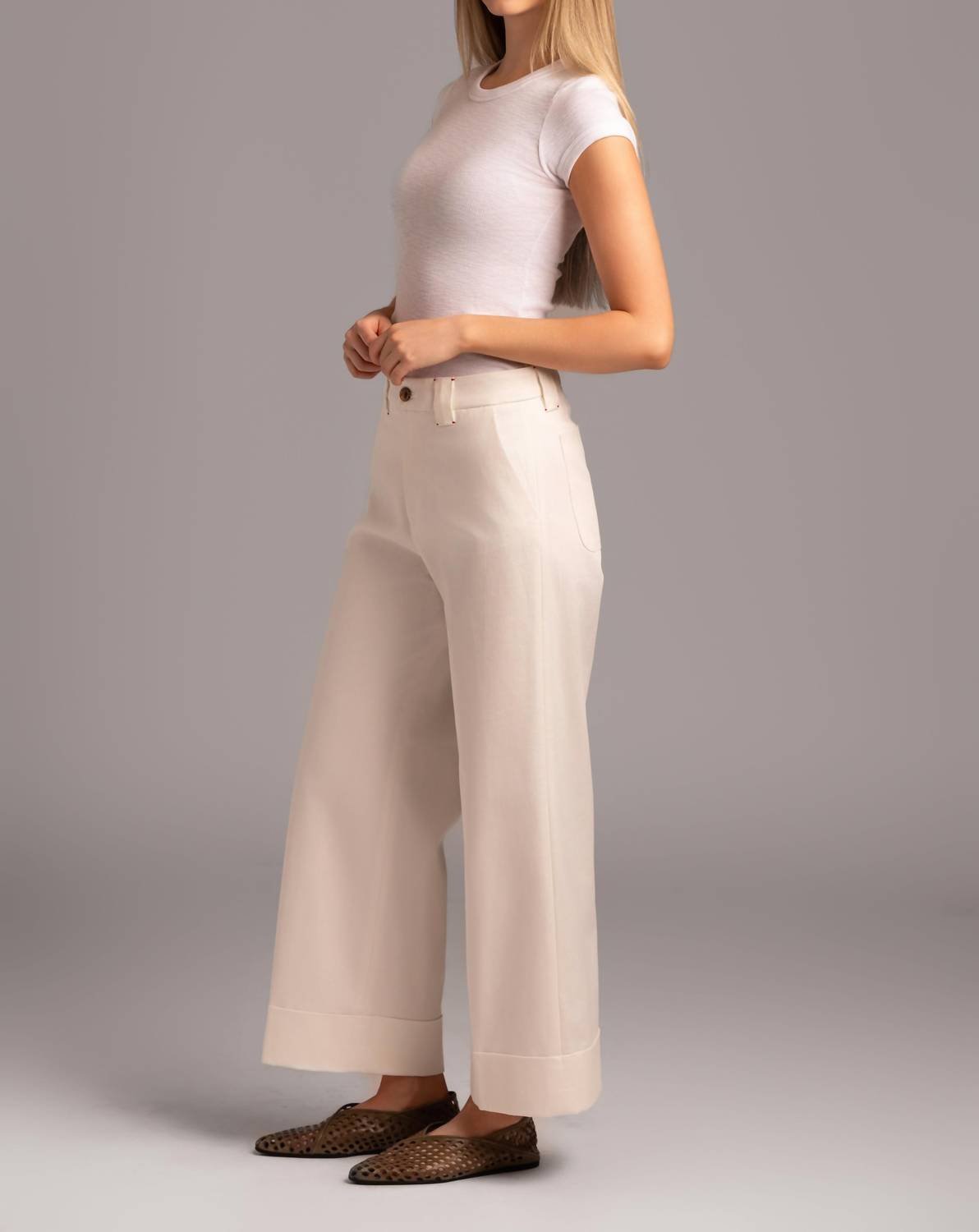 Studio Cropped Hose