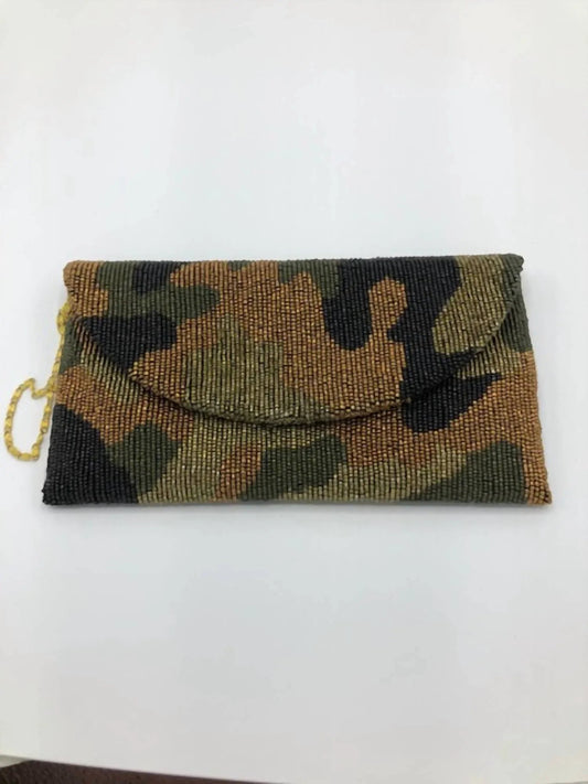 Eine Umhängetasche mit Clutch-Funktion