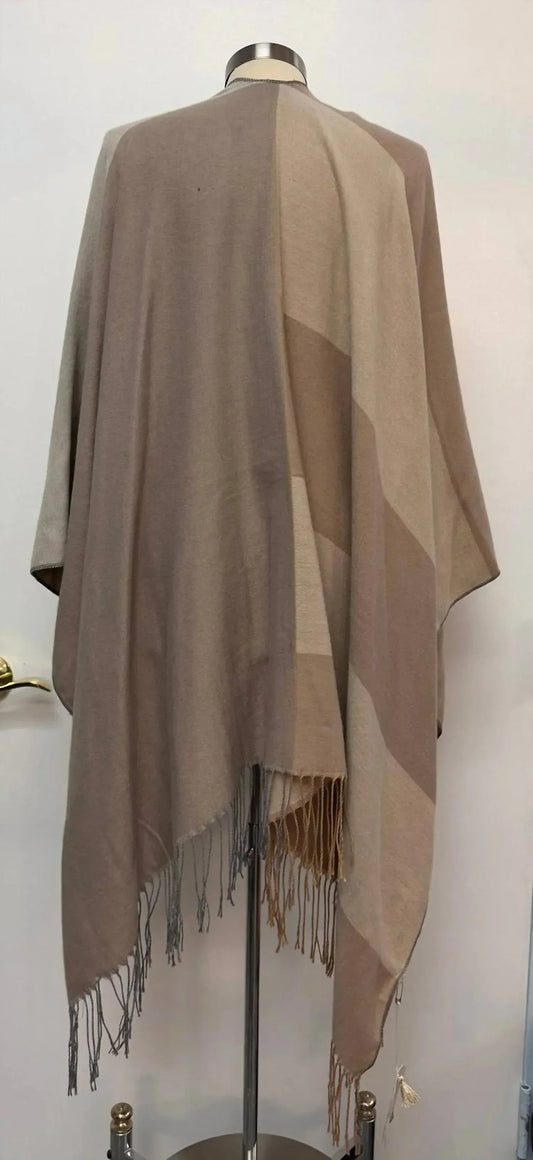Women's Shawl Cape With Fringe Details