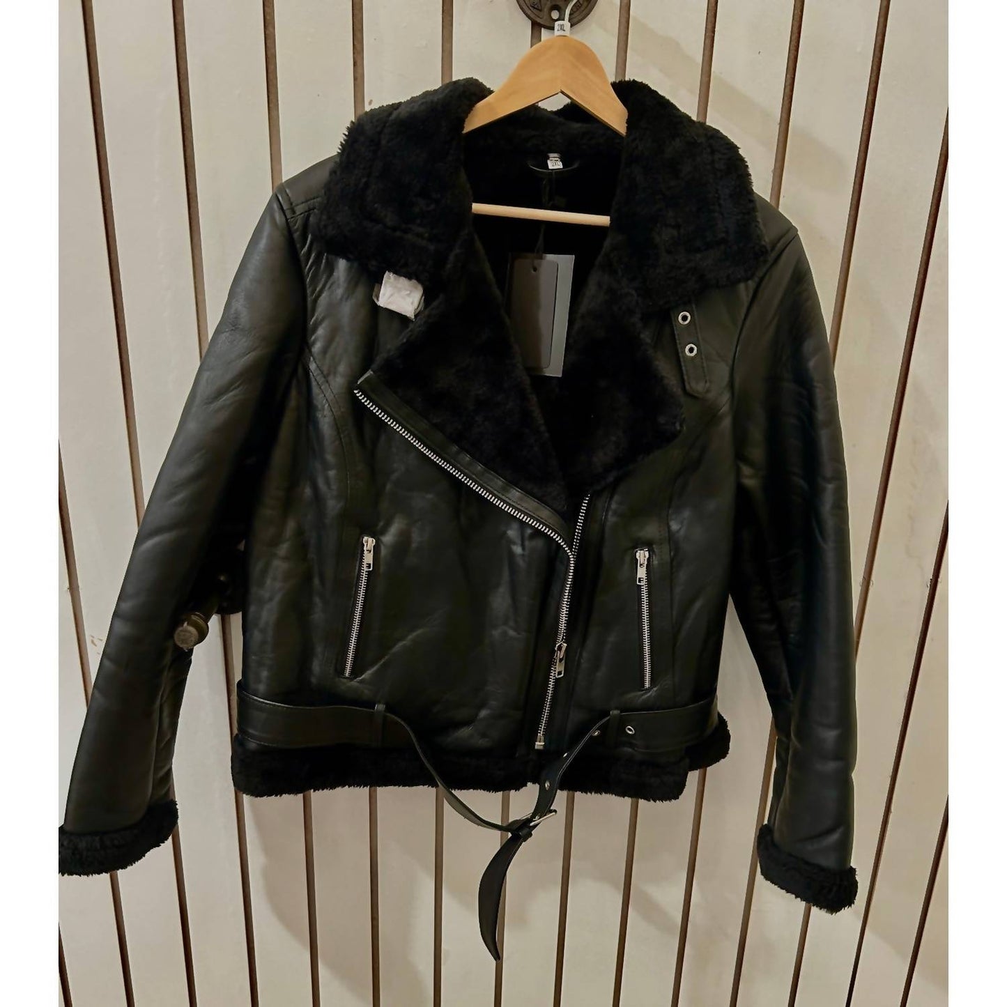 Asymmetrische Shearling-Lederjacke