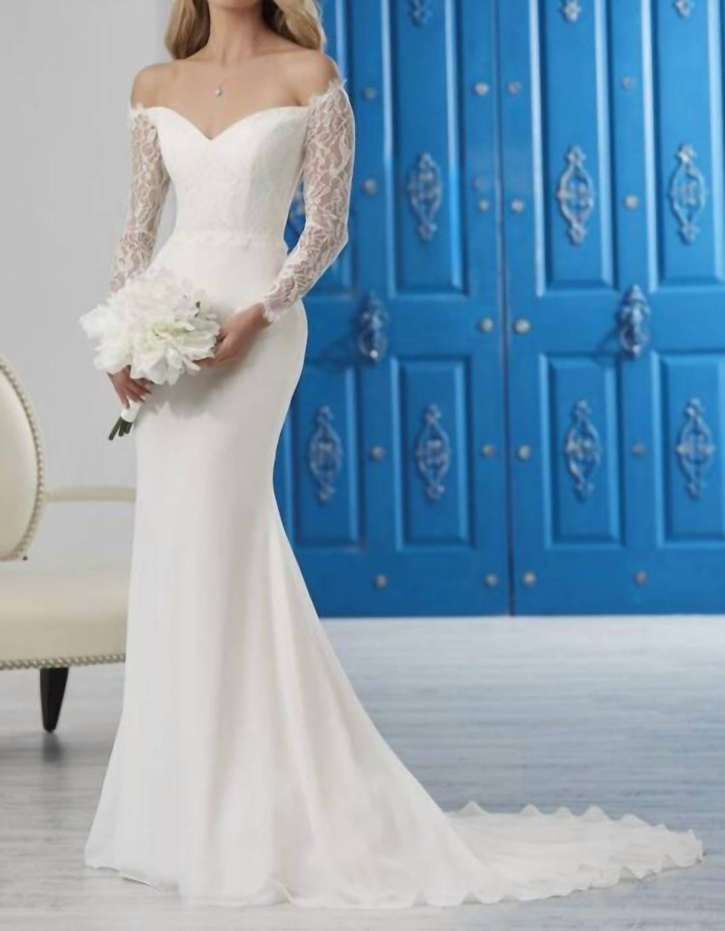 Schulterfreies Hochzeitskleid