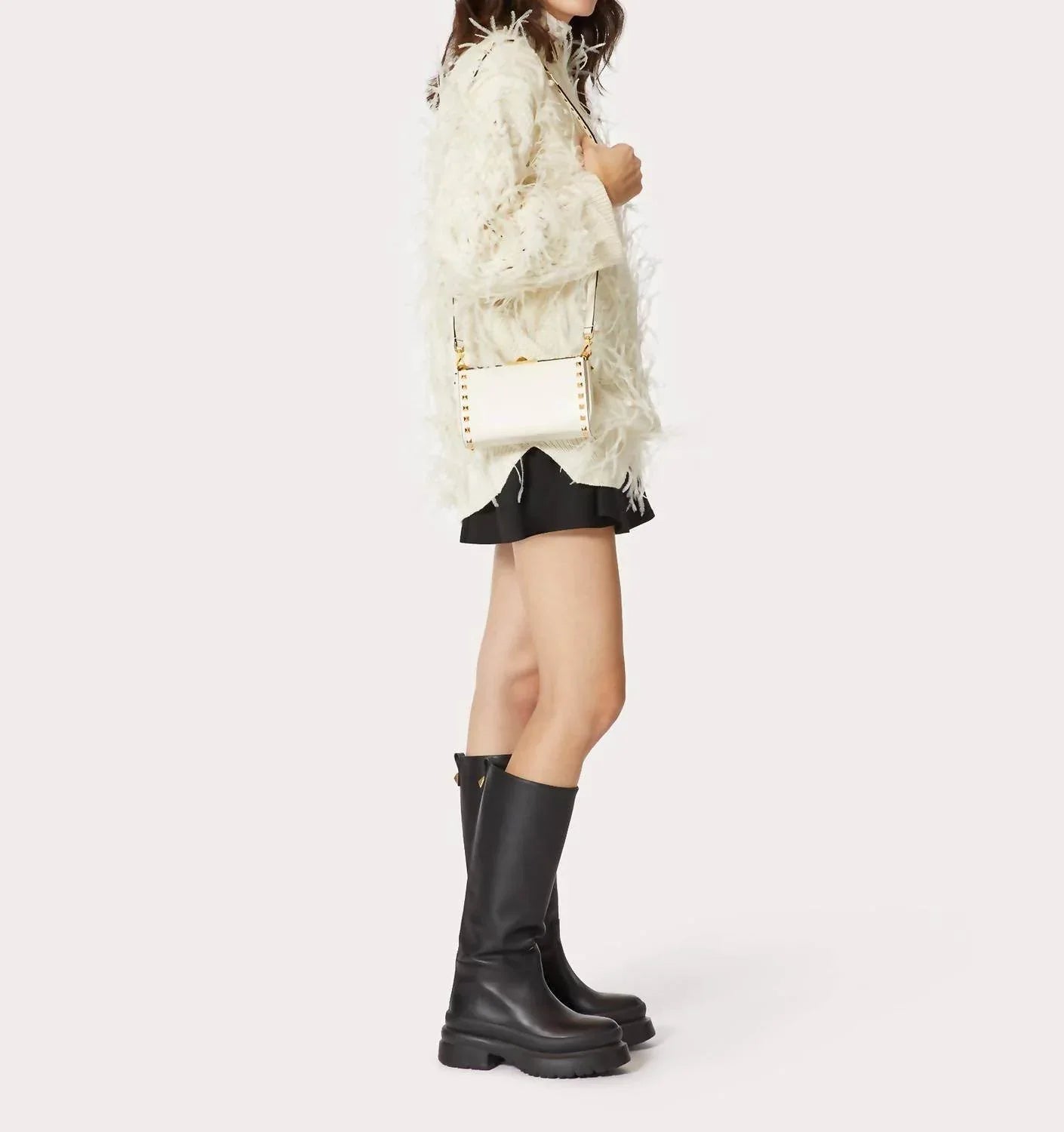 Bestickter Wollpullover