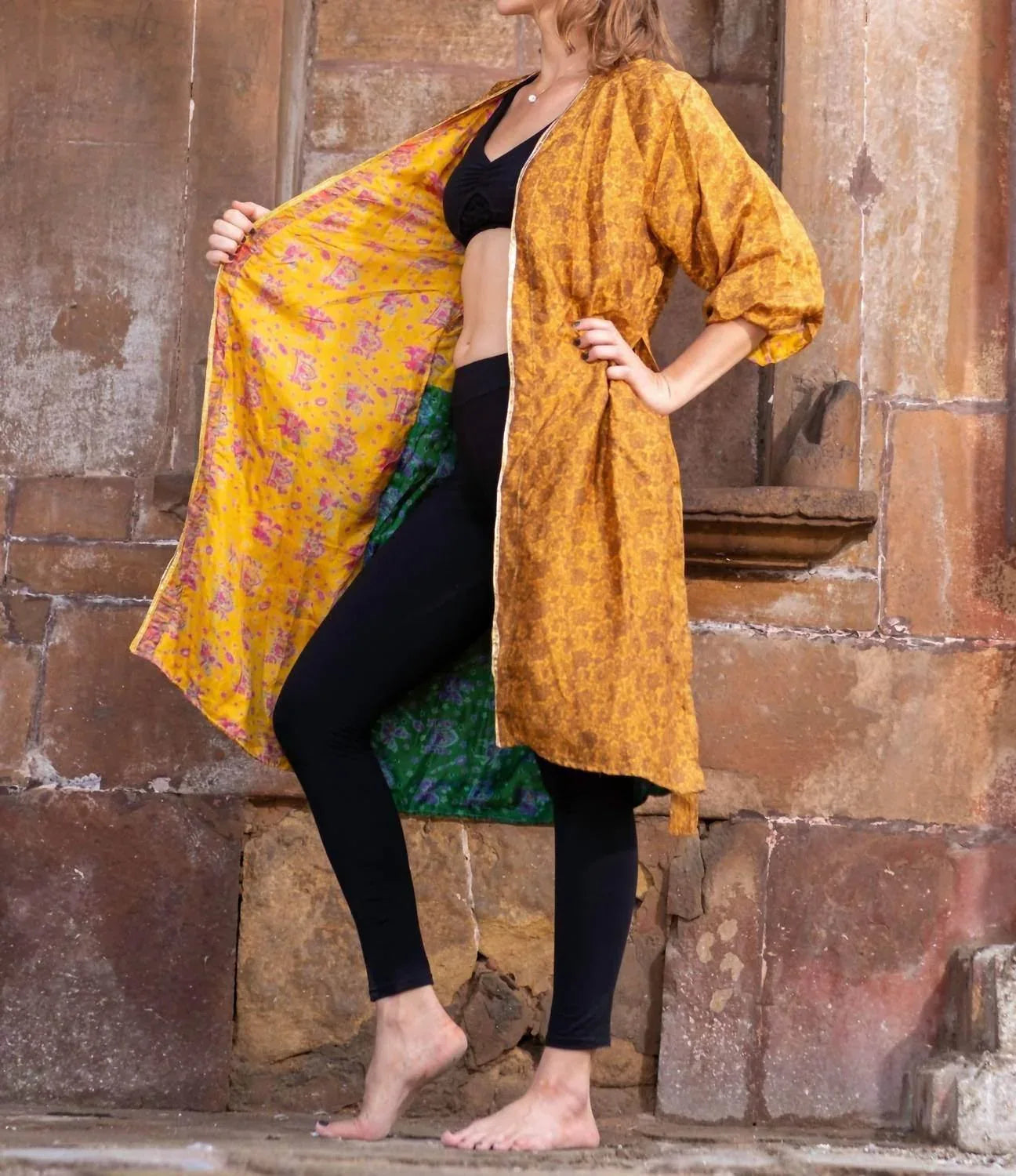Golden Glow Reversible Saree One Size Kimono