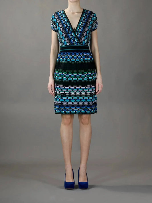 Baumwollkleid mit V-Ausschnitt
