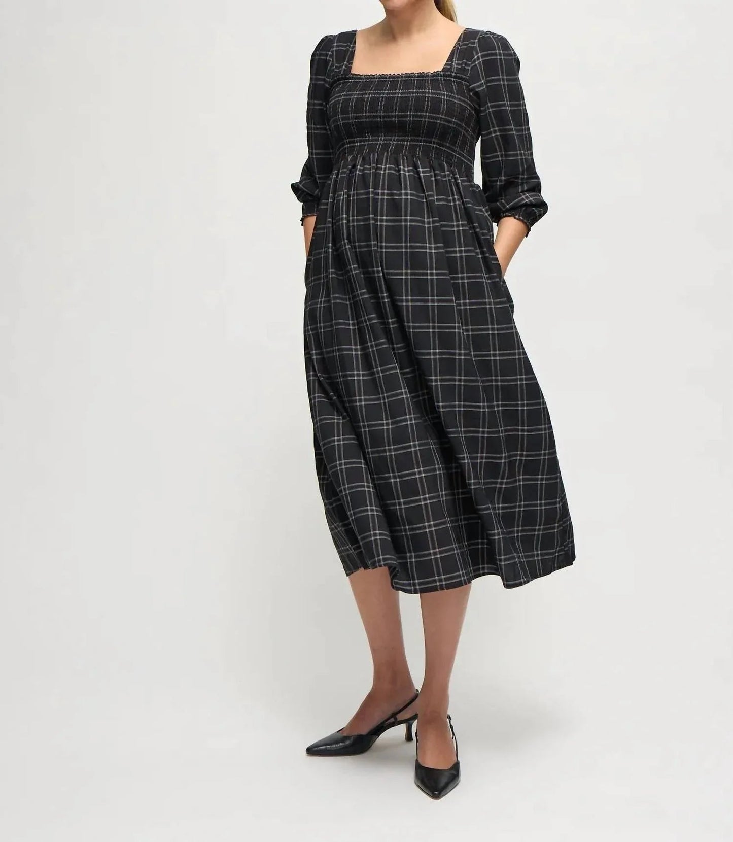Umstands-Midikleid mit Rüschenärmeln