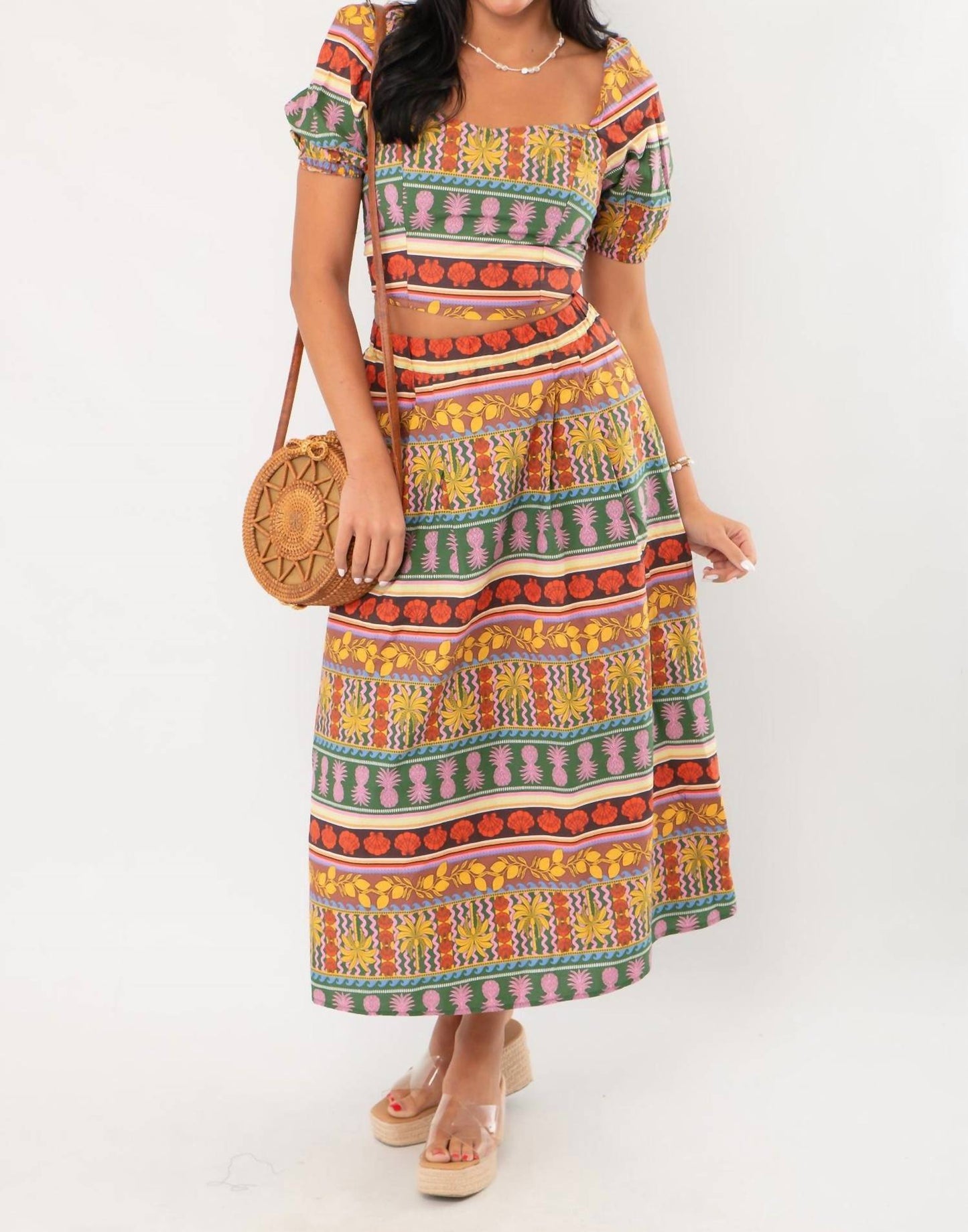 Crop Top mit Puffärmeln im Tropen-Look