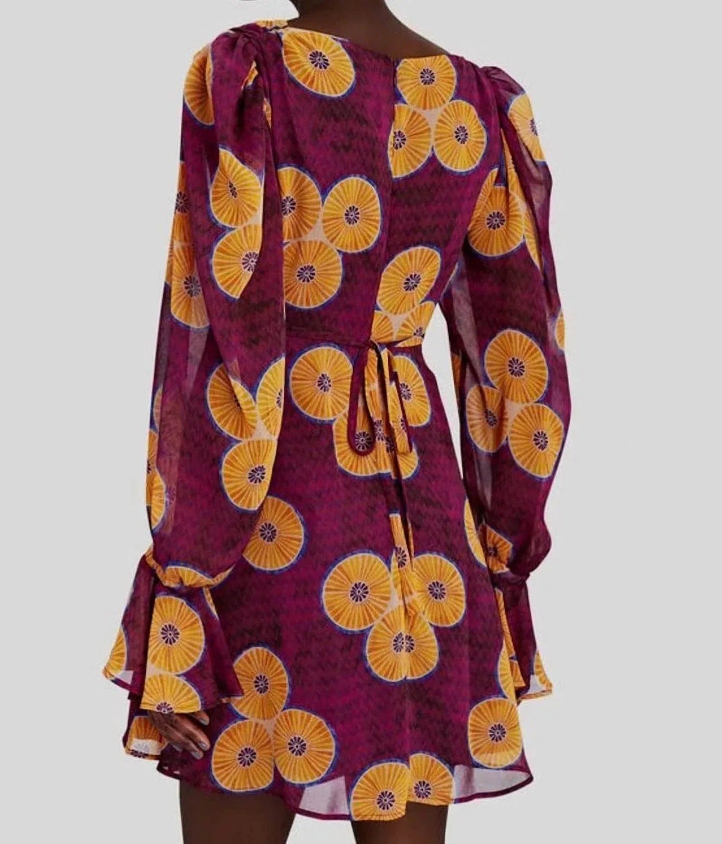 Amelie bedrucktes Mini-A-Linien-Kleid mit Cut-Outs