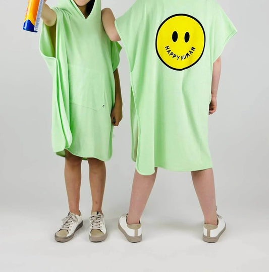 Fröhlicher Frottee-Poncho-Überwurf für Mädchen mit Menschen-Print