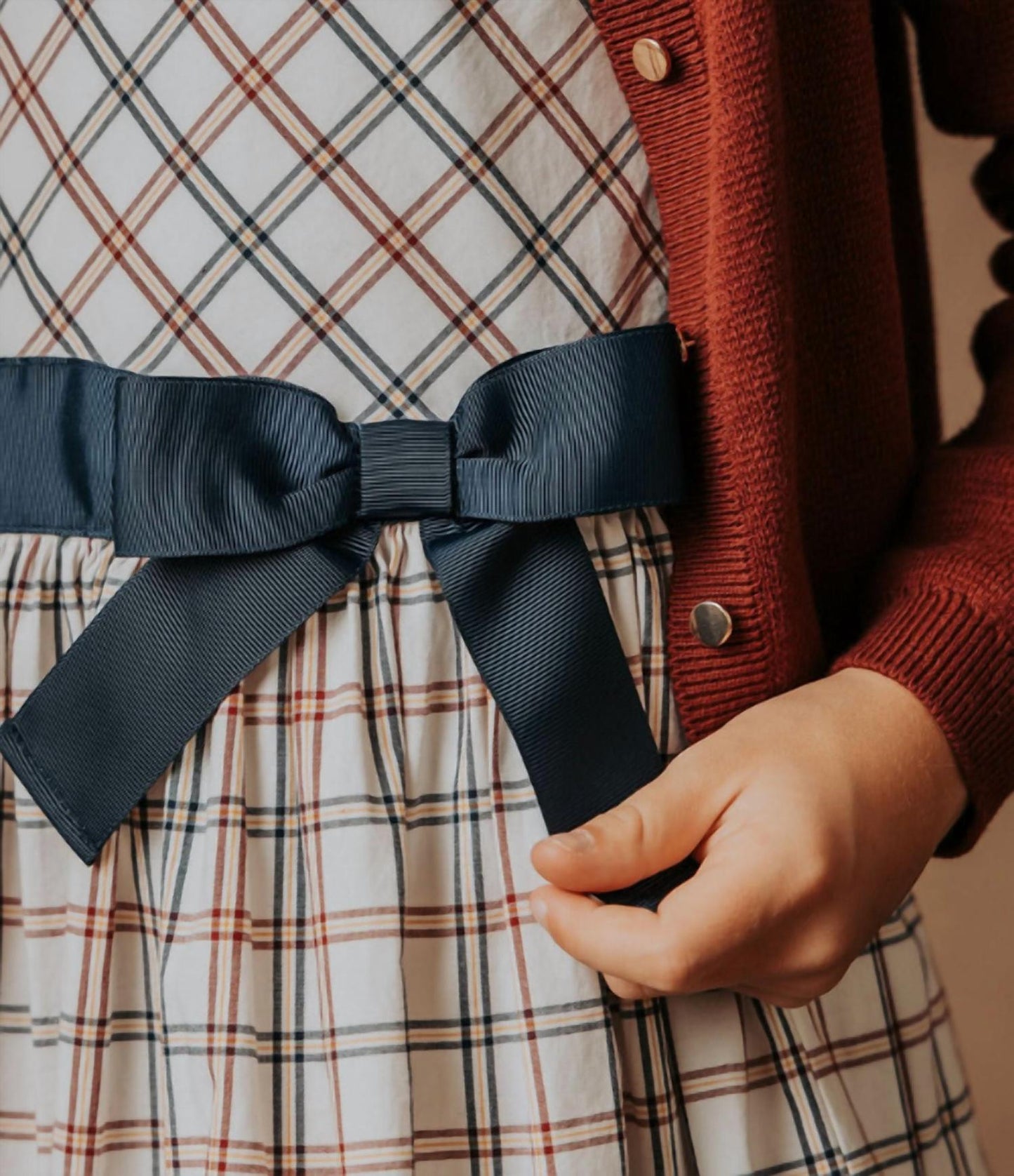 Organisches Popeline-Kleid für Kinder mit Bindegürtel