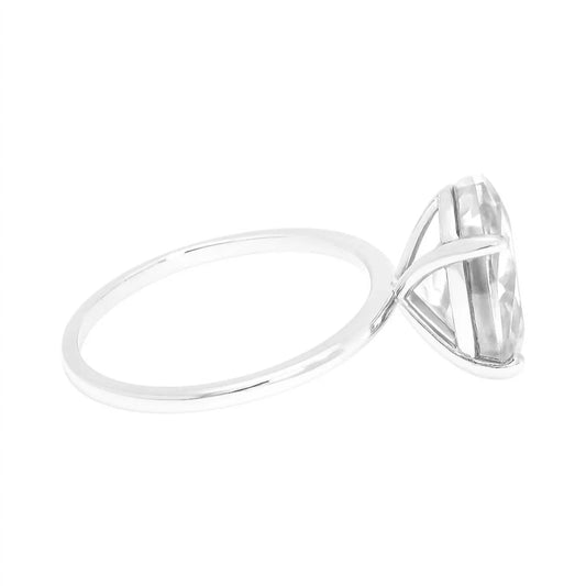 Women's Solitaire Oval Moissanite Ring