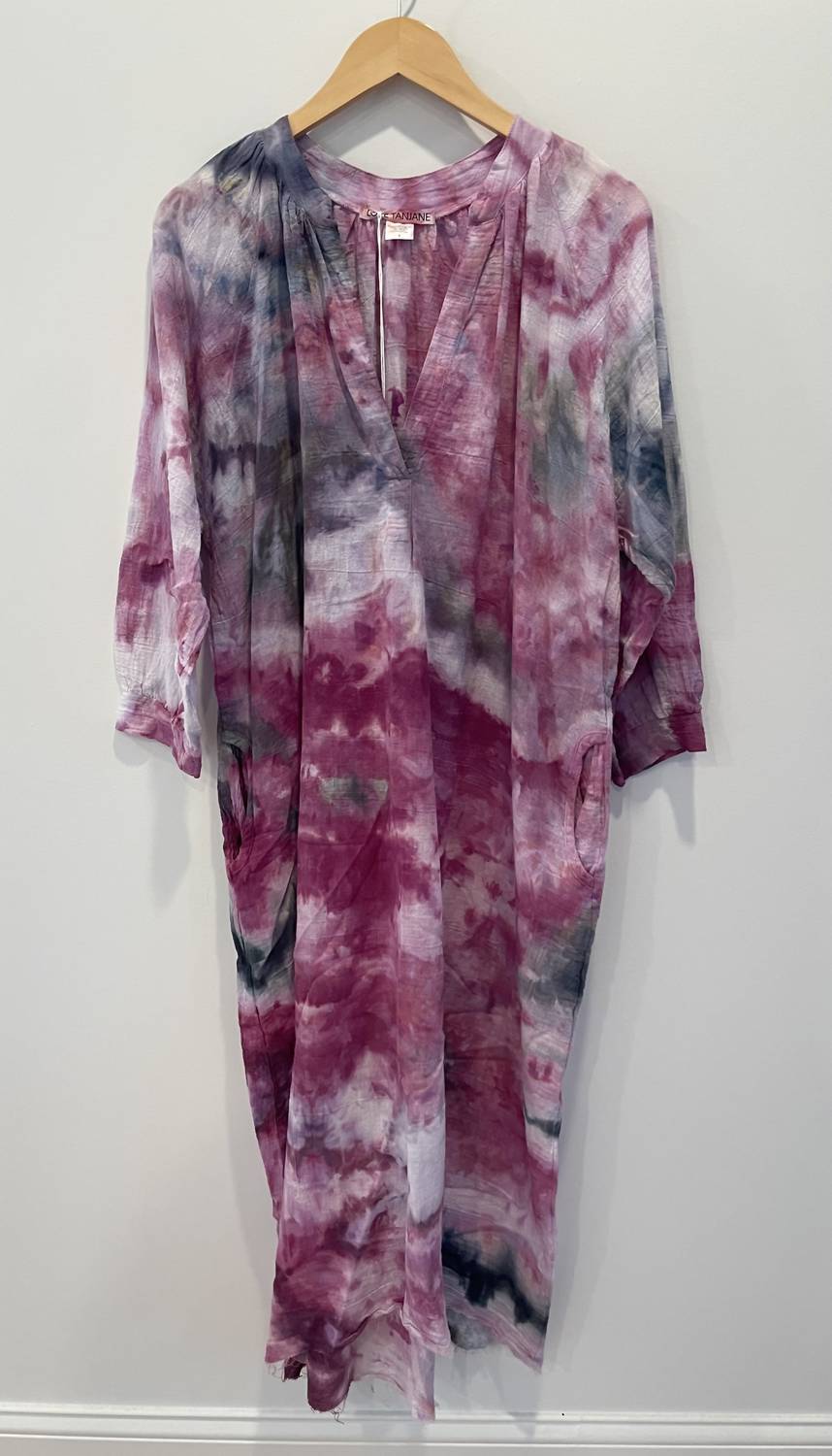 Damenkleid mit Bündchen und weiten Ärmeln