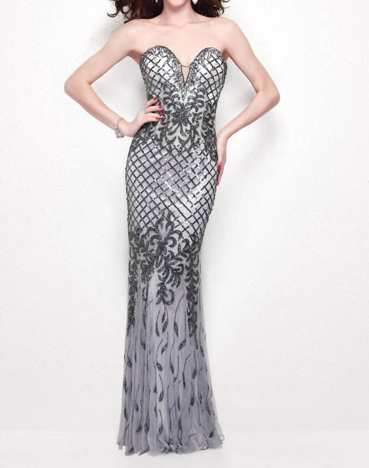 Strapless Sweetheart Neckline Gown