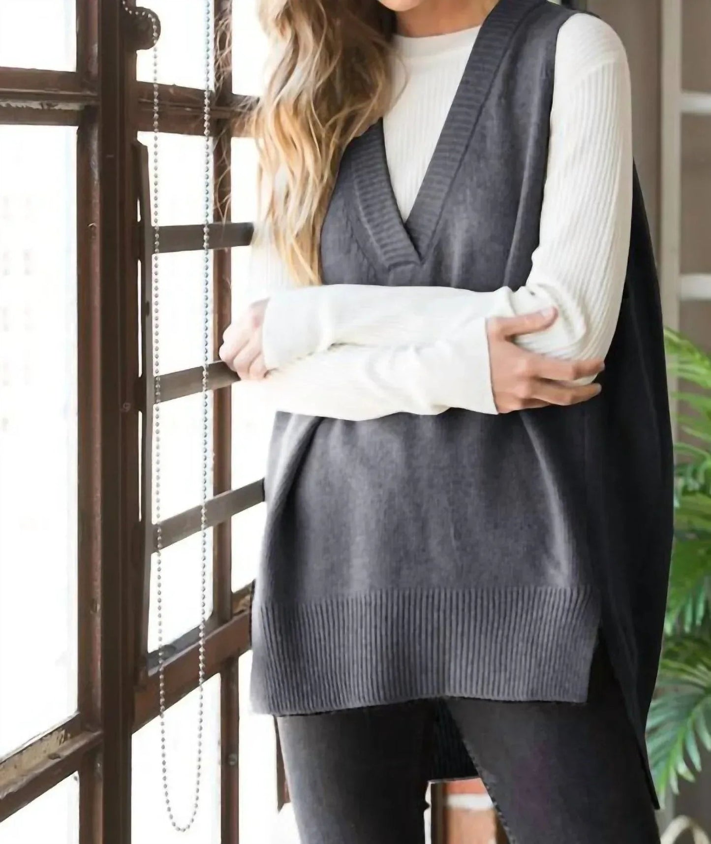 Sleeveless V Neck Vest