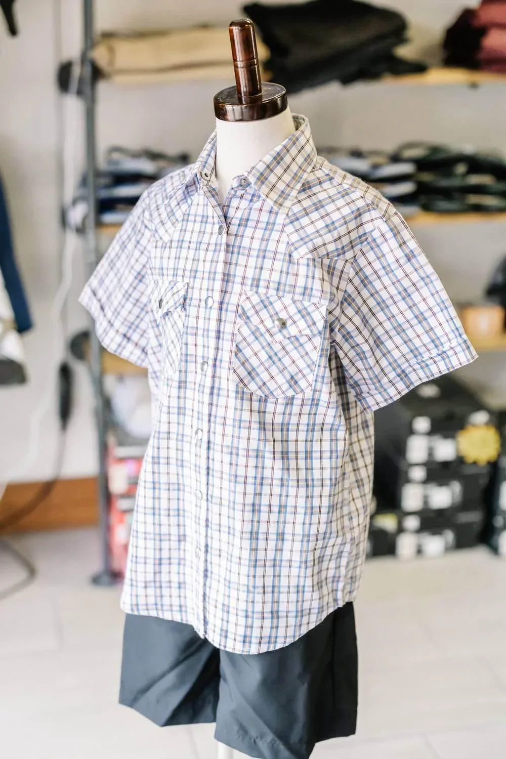 Boys Youth Plaid Pattern Metal Snap Shirt