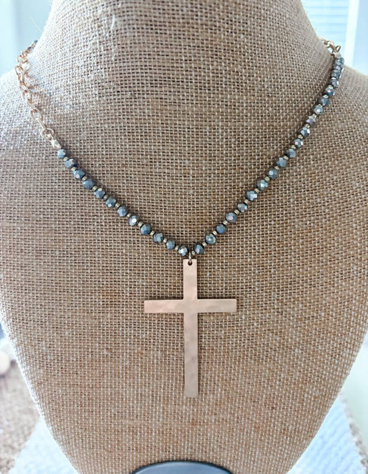 Damen Halskette mit Kreuzanhänger und Ohrringe Set