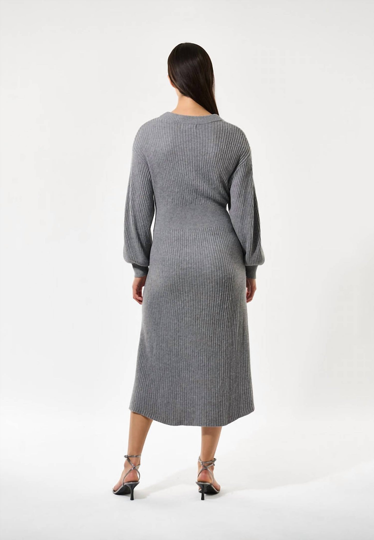 Lenora Midikleid